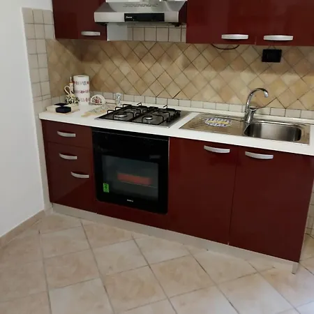 Con Posto Auto Assegnato 公寓