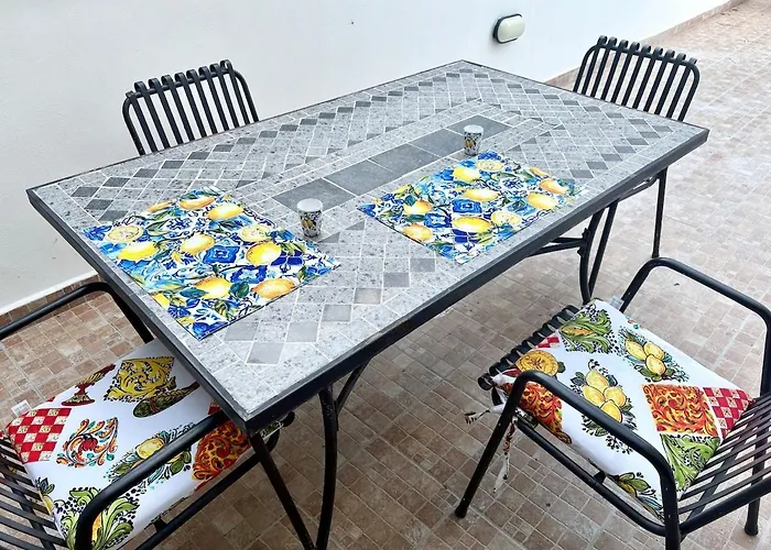 Appartamento Con Posto Auto Assegnato Giardini Naxos